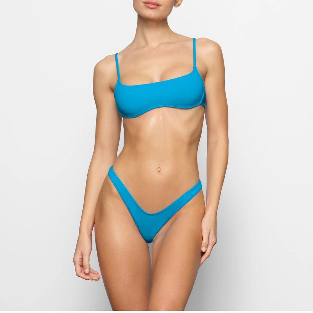 SWIM MICRO SCOOP BIKINI TOP | TURQUOISE | XS
